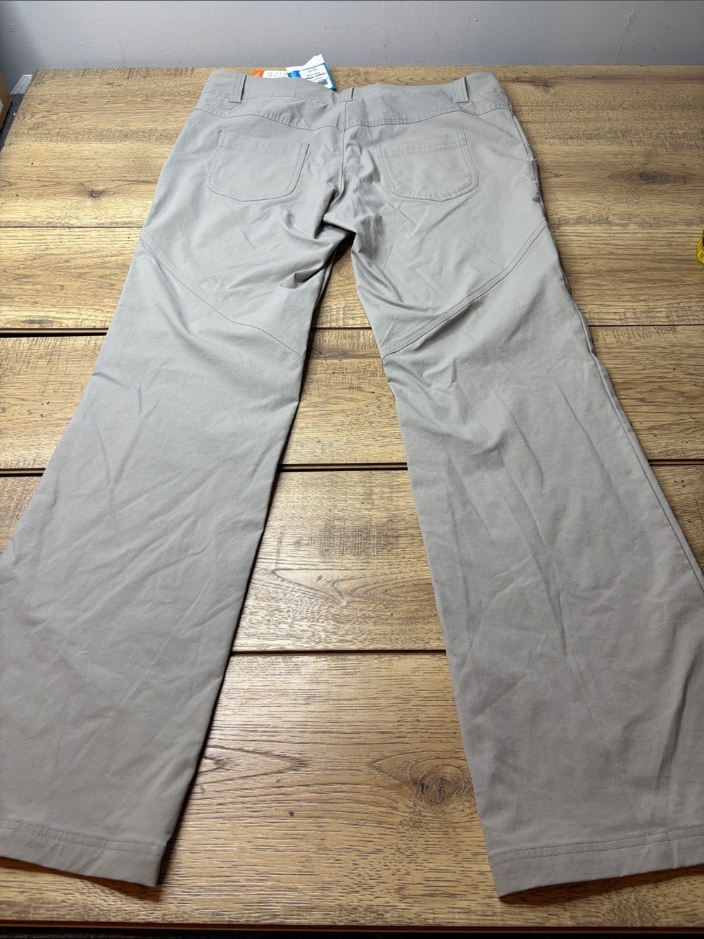 Women’s Columbia Mumbai Mover III Pants Omni Shade 30 Size 14 NWT - Picture 5 of 8